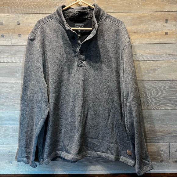 G.H. Bass & Co. Other - G.H. Bass & Co. Gray‎ Quarter Button Sherpa-Lined Collar Sweater, XXL / TTG